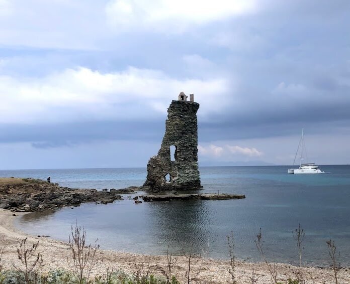 TOUR GENOISE CAP NORD